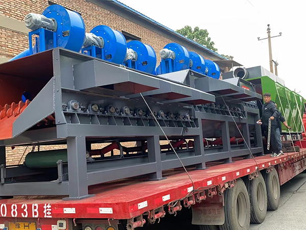 【發(fā)貨現(xiàn)場(chǎng)】垃圾分選設(shè)備發(fā)往客戶現(xiàn)場(chǎng)