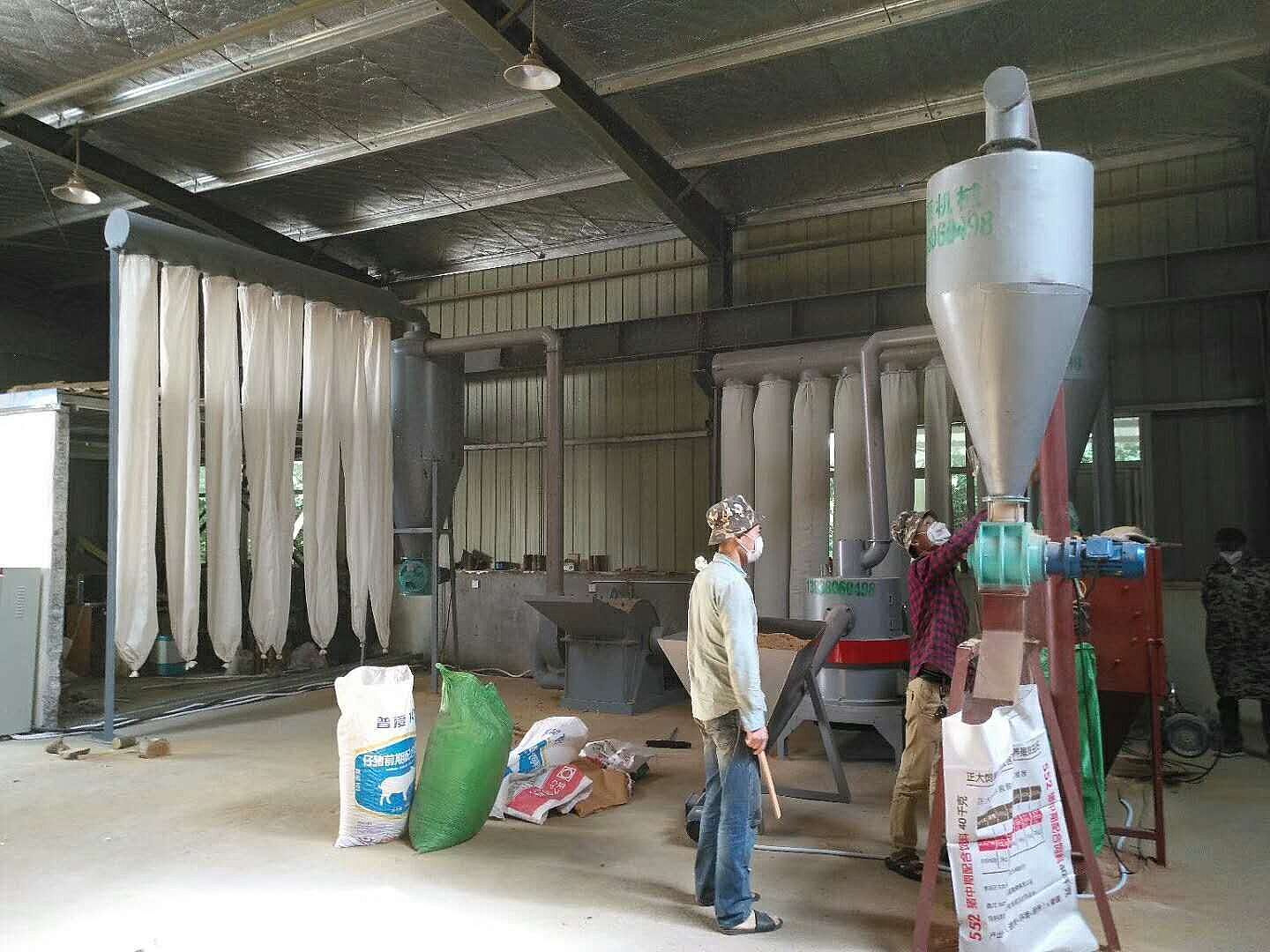 �����|ľ�ۙC